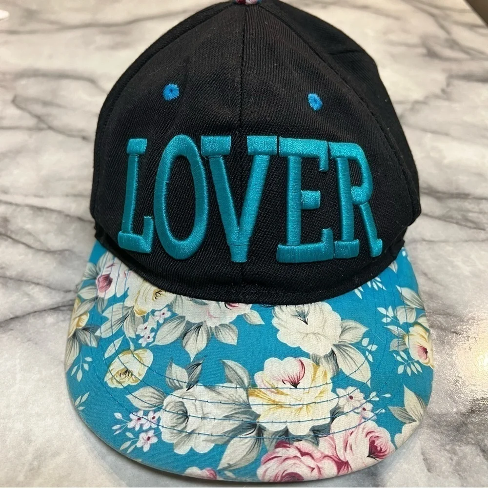 Women’s Lover Baseball Hat Visor Cap Blue and Black Floral